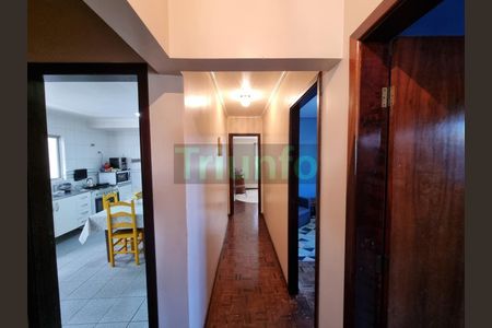 10_photo/94dce1c8b1.ec7180ed9404f823-ATLAS-c8ae5f7c-4ffe-4015-859b-5ba4688f5b32.jpg de casa à venda com 3 quartos, 212m² em São Braz, Curitiba