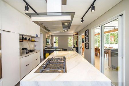 19_photo/94dce1c929.3dd3773e8f357d1e-ATLAS-d0dc1da4-e910-4e72-acf9-2186e1774fa4.jpg de casa à venda com 4 quartos, 305m² em Santa Felicidade, Curitiba