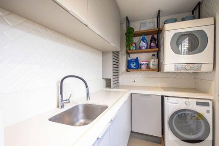 35_photo/94dce1c929.3dd3773e8f357d1e-ATLAS-d845567f-38f2-4558-a59c-1d454e5d19a7.jpg de casa à venda com 4 quartos, 305m² em Santa Felicidade, Curitiba