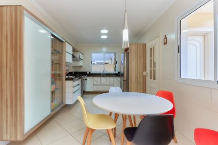 10_photo/94dce1c999.4edbcfdecddd17f6-ATLAS-635ccd12-dfee-40b5-a531-ac6ab8ebbf8c.jpg de casa para alugar com 4 quartos, 266m² em Butiatuvinha, Curitiba