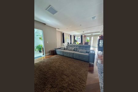 4_photo/94dce1c9c3.efc8335eb49360c6-ATLAS-a2d6b1e1-e44e-42e8-99b3-9edb2bb74c40.jpg de casa à venda com 4 quartos, 259m² em São Braz, Curitiba