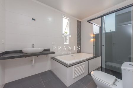 3_photo/94dce1c9d1.a824f5d462c04ebd-ATLAS-0ca4bceb-e5ba-4c25-80df-2124bc45c23b.jpg de casa à venda com 4 quartos, 354m² em Butiatuvinha, Curitiba