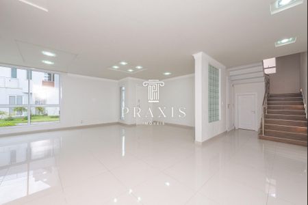 6_photo/94dce1c9d1.a824f5d462c04ebd-ATLAS-169c8e16-cac2-45e2-ba91-09e4ad62876c.jpg de casa à venda com 4 quartos, 354m² em Butiatuvinha, Curitiba