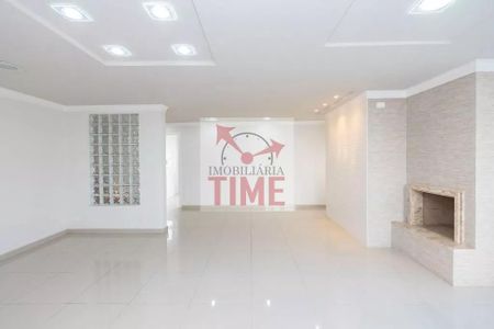 5_photo/94dce1c9d1.aead22e7de760bac-ATLAS-e5edbb5f-697e-4fcf-91bc-63db40653484.jpg de casa à venda com 4 quartos, 273m² em Butiatuvinha, Curitiba