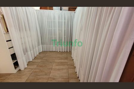 6_photo/94dce1cc2f.93b8fa184532727f-ATLAS-960ddb4e-aa84-483e-b80e-3e20de277bb3.jpg de casa à venda com 3 quartos, 210m² em Butiatuvinha, Curitiba