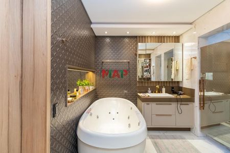 4_photo/94dce1cc89.3a9dc93bc25fc63d-ATLAS-19e8fa76-da34-4789-bad5-e029da19f97a.jpg de casa à venda com 4 quartos, 600m² em Butiatuvinha, Curitiba