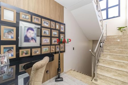 32_photo/94dce1cc89.3a9dc93bc25fc63d-ATLAS-661aacd7-33c3-4180-b4b8-dcbf2f0bbdbe.jpg de casa à venda com 4 quartos, 600m² em Butiatuvinha, Curitiba