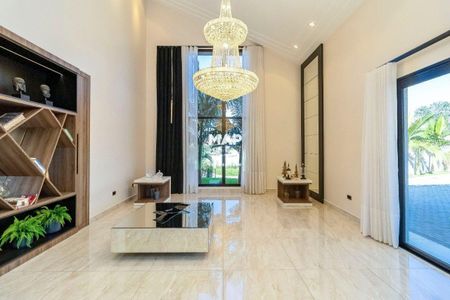 8_photo/94dce1cc89.3a9dc93bc25fc63d-ATLAS-767c54b2-ee24-40e1-b08c-ed49ee4e8abe.jpg de casa à venda com 4 quartos, 600m² em Butiatuvinha, Curitiba