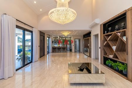 6_photo/94dce1cc89.3a9dc93bc25fc63d-ATLAS-937aacf5-2247-43ee-8200-548a217ab04e.jpg de casa à venda com 4 quartos, 600m² em Butiatuvinha, Curitiba