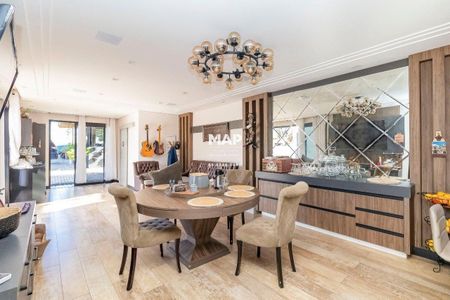 9_photo/94dce1cc89.3a9dc93bc25fc63d-ATLAS-d2969cd9-a954-4d69-8a8c-1f4f003b63c2.jpg de casa à venda com 4 quartos, 600m² em Butiatuvinha, Curitiba