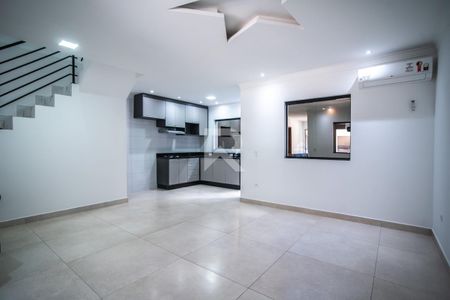 2_photo/94dce1cc9b.2110c4efe11134e3-ATLAS-93f426da-e13f-4a09-8c96-07289c7dcf32.jpg de casa para alugar com 3 quartos, 150m² em Butiatuvinha, Curitiba