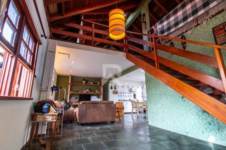 4_photo/94dce1ce93.b4cc4a627d7b0861-ATLAS-85badbe0-cd0e-4e5f-aaf5-a21d3647c5cf.jpg de casa à venda com 2 quartos, 160m² em São Braz, Curitiba