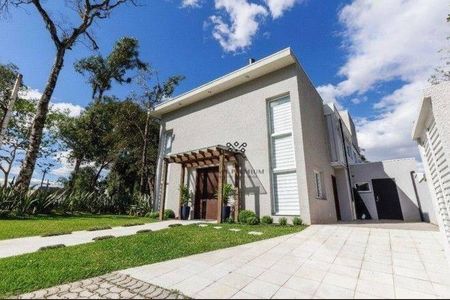 3_photo/94dce1d4a9.c4199da90963b8f5-ATLAS-52e7e2b6-0513-4d9a-bd0d-7ff788d76093.jpg de casa à venda com 4 quartos, 375m² em Butiatuvinha, Curitiba