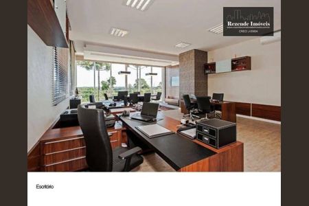 12_photo/94dce1d649.6e7385e9f1616d4e-ATLAS-5f3a3ac2-d6ba-4fcd-bf26-281055ea2249.jpg de casa à venda com 5 quartos, 850m² em Butiatuvinha, Curitiba