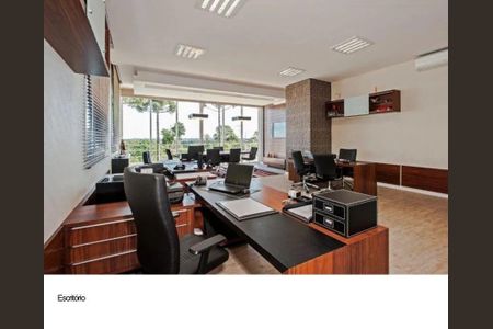 4_photo/94dce1d649.7d44486df2fbe63f-ATLAS-3c76eee8-cfe3-41b2-84ec-39690cef75b4.jpg de casa à venda com 5 quartos, 850m² em Butiatuvinha, Curitiba