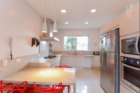 45_photo/94dce1d7b5.c063afcf0d739313-ATLAS-6f247b2d-7bc1-4b20-b1ac-c3131dbc7a51.jpg de casa à venda com 4 quartos, 500m² em São Braz, Curitiba