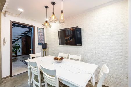 1_photo/94dce1dd5b.8cbbc6e43ead3576-ATLAS-082bf9de-dd02-4b2f-befc-00899ca789a9.jpg de casa à venda com 5 quartos, 161m² em São Braz, Curitiba