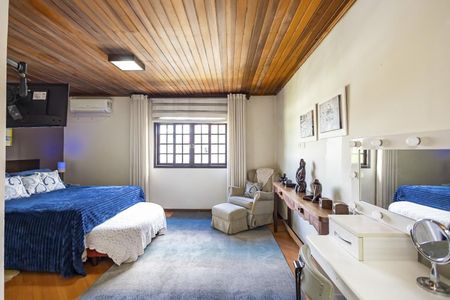 2_photo/94dce1dd5b.8cbbc6e43ead3576-ATLAS-168267a1-6a5f-45b4-a8e7-d20bd1fd6697.jpg de casa à venda com 5 quartos, 161m² em São Braz, Curitiba
