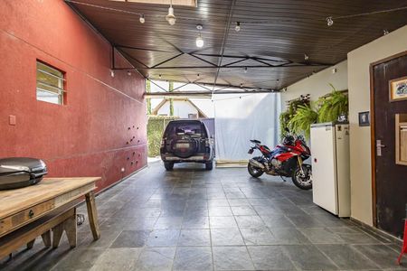 9_photo/94dce1dd5b.8cbbc6e43ead3576-ATLAS-57453ffb-9356-4ce9-bd94-13da4b883414.jpg de casa à venda com 5 quartos, 161m² em São Braz, Curitiba