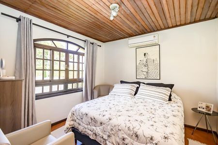 31_photo/94dce1dd5b.8cbbc6e43ead3576-ATLAS-8d9cc231-e88c-4e53-8281-ba922a2dbab1.jpg de casa à venda com 5 quartos, 161m² em São Braz, Curitiba