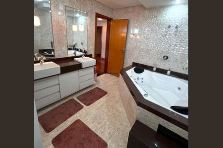 9_photo/94dce1de0d.61df383ebc62b81a-ATLAS-812e91b3-d840-4f4d-9b48-18e950ed6a00.jpg de casa à venda com 4 quartos, 297m² em São Braz, Curitiba