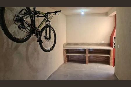 4_photo/94dce1de1b.d860d137df15aeab-ATLAS-cd87c5c1-b84e-4fd4-a45c-58bbaf2f0cfa.jpg de casa à venda com 4 quartos, 220m² em São Braz, Curitiba