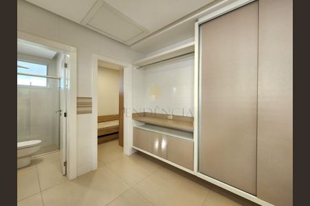 6_photo/94dce1df29.7327bc770fe2ef6f-ATLAS-1fe6f702-f142-42e2-b766-e11d279a6bdc.jpg de casa à venda com 4 quartos, 346m² em Santa Felicidade, Curitiba