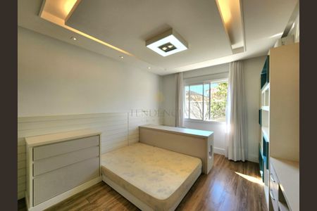 11_photo/94dce1df29.7327bc770fe2ef6f-ATLAS-2341b22d-318c-4d76-8911-e7019a566657.jpg de casa à venda com 4 quartos, 346m² em Santa Felicidade, Curitiba