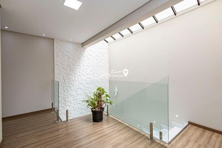 4_photo/94dce1dfe5.3b6bc584e225c04e-ATLAS-0ec52b0c-d156-4fc9-918a-03e28c04c473.jpg de casa à venda com 4 quartos, 212m² em São Braz, Curitiba