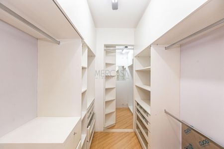 36_photo/94dce1e0cd.ea44b0009f7abdef-ATLAS-85e484ff-8801-4a01-be06-a8ffe06fa196.jpg de casa de condomínio à venda com 4 quartos, 421m² em São Braz, Curitiba