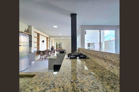 6_photo/94dce1e0f5.210363f7da379e19-ATLAS-a62f0feb-e515-41b8-abd3-b1d02da4f1e2.jpg de casa à venda com 4 quartos, 321m² em São Braz, Curitiba