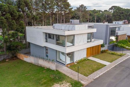 37_photo/94dce1e1cd.ff99c7063c8ae708-ATLAS-c5eb9e71-2f31-4b8a-8552-01d8f138f161.jpg de casa à venda com 4 quartos, 398m² em Orleans, Curitiba