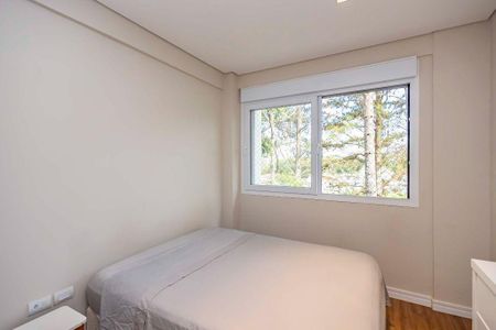 5_photo/94dce1e1cd.ff99c7063c8ae708-ATLAS-eca36b99-1de3-4fdd-a9ea-d90a88cf1d1d.jpg de casa à venda com 4 quartos, 398m² em Orleans, Curitiba