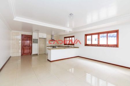 5_photo/94dce1e2f9.229e26615e0fc957-ATLAS-5548ef52-1418-4160-b48f-d4cee8b48ec2.jpg de casa de condomínio para alugar com 3 quartos, 356m² em Orleans, Curitiba