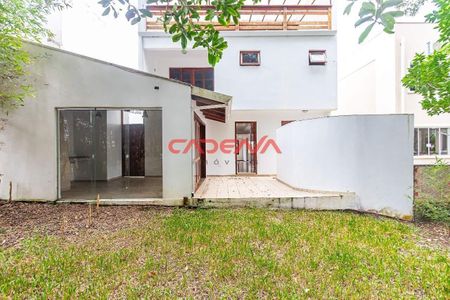 28_photo/94dce1e2f9.229e26615e0fc957-ATLAS-89ceaf2e-337d-4bdf-9ecd-ec7c94f8be28.jpg de casa de condomínio para alugar com 3 quartos, 356m² em Orleans, Curitiba