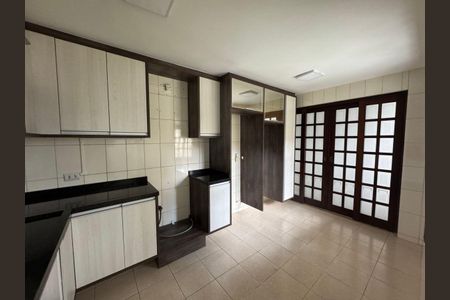 4_photo/94dce1e30d.9034fee1f2a82cec-ATLAS-d1fe693c-54e7-4673-aa86-357e0fc38fc4.jpg de casa à venda com 3 quartos, 110m² em Orleans, Curitiba