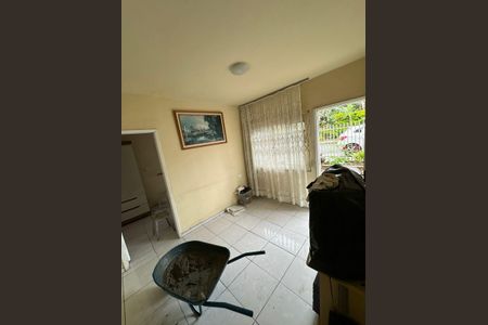 12_photo/94dce1e3e7.f1ebba836060b494-ATLAS-702ded45-78df-4b7b-83e5-b555a9ea75de.jpg de casa à venda com 3 quartos, 120m² em Orleans, Curitiba