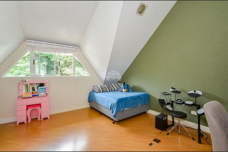 8_photo/94dce1e535.bddefe4d56cdd9fb-ATLAS-25608417-34b9-4203-9f9d-5727af6afd15.jpg de casa à venda com 4 quartos, 145m² em Orleans, Curitiba