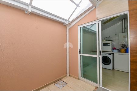 33_photo/94dce1e535.bddefe4d56cdd9fb-ATLAS-b04d625b-77a4-4625-91c6-7a0081779f97.jpg de casa à venda com 4 quartos, 145m² em Orleans, Curitiba