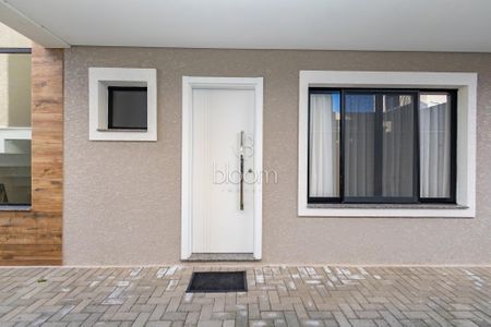 4_photo/94dce1e56d.0176ad22bcbf6d3f-ATLAS-335457a2-b263-4b55-a270-ae28d02fa4ff.jpg de casa à venda com 3 quartos, 130m² em Orleans, Curitiba