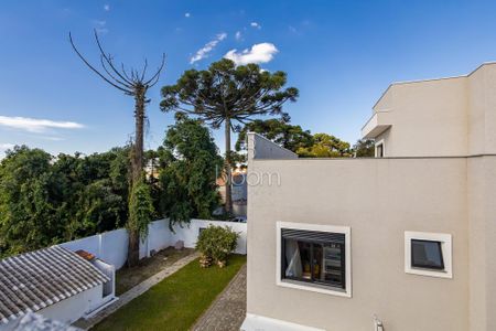 3_photo/94dce1e56d.0176ad22bcbf6d3f-ATLAS-c70250eb-ab01-4ba5-ab40-30e7771acdab.jpg de casa à venda com 3 quartos, 130m² em Orleans, Curitiba