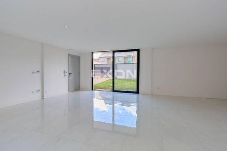 6_photo/94dce1e583.9803aeba41cbaf1e-ATLAS-209bbc31-8c64-4386-8b75-afd9f4354268.jpg de casa à venda com 3 quartos, 158m² em Orleans, Curitiba