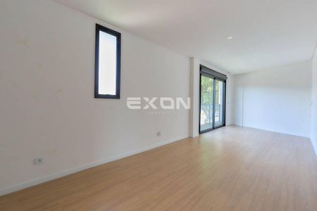 14_photo/94dce1e583.9803aeba41cbaf1e-ATLAS-d3385b17-196a-4172-8bff-3766df854eaa.jpg de casa à venda com 3 quartos, 158m² em Orleans, Curitiba