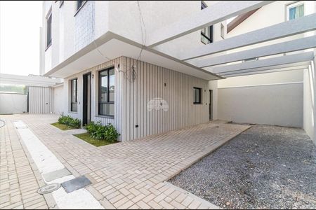 9_photo/94dce1e59f.1ee954665fa22826-ATLAS-3d01befb-830e-487e-b79c-8b892216a53f.jpg de casa à venda com 3 quartos, 175m² em Orleans, Curitiba