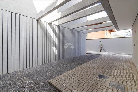 5_photo/94dce1e59f.525c41d69492bd96-ATLAS-9ba29154-9ff5-45ff-9d0f-4014a4a4e83b.jpg de casa à venda com 3 quartos, 171m² em Orleans, Curitiba