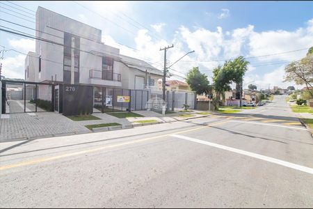 2_photo/94dce1e59f.f96323675bf619bb-ATLAS-4a625a84-8719-4fa0-968a-fb192a6eab3c.jpg de casa à venda com 3 quartos, 171m² em Orleans, Curitiba