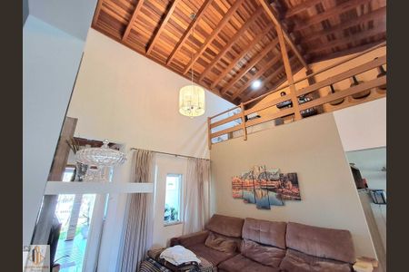 10_photo/94dce1e6a9.621ee2e78907adfc-ATLAS-31dbbf11-743b-4ade-b43b-31d70d903030.jpg de casa à venda com 3 quartos, 180m² em Orleans, Curitiba