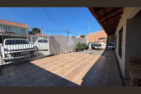 2_photo/94dce1e6cd.859d3ea7f11d789b-ATLAS-0ba4cadb-0627-44a3-864e-ec34c5fac960.jpg de casa à venda com 3 quartos, 180m² em Orleans, Curitiba