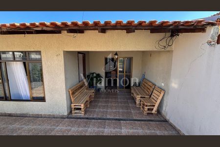 4_photo/94dce1e6cd.859d3ea7f11d789b-ATLAS-eb00de56-d285-40d9-a743-f638b58c5254.jpg de casa à venda com 3 quartos, 180m² em Orleans, Curitiba