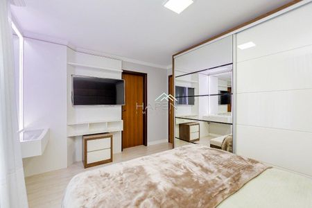 12_photo/94dce1e6cf.93b8fa184532727f-ATLAS-4e728ef8-c1cf-4ff0-9d44-f5122600e187.jpg de casa à venda com 0 quarto, 165m² em Orleans, Curitiba